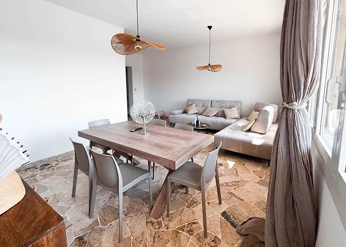דירה Beachfront In 54343