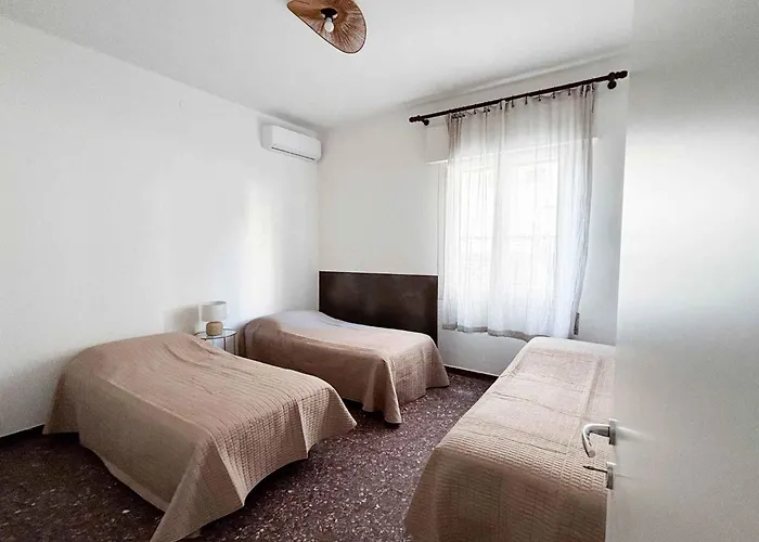 Beachfront In 54343 דירה *