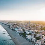 Beachfront In 54343 Lido di Jesolo