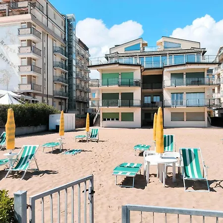 Beachfront In 54343 Lido di Jesolo